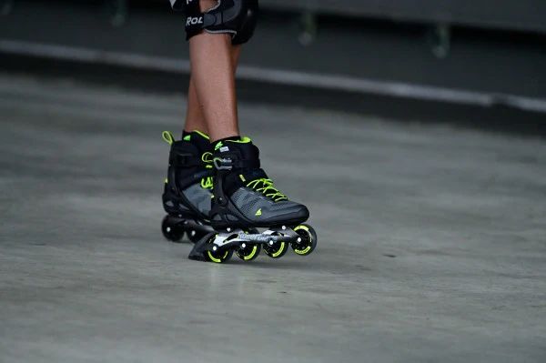 Rollerblade Macroblade 80 inline skates - Image 11